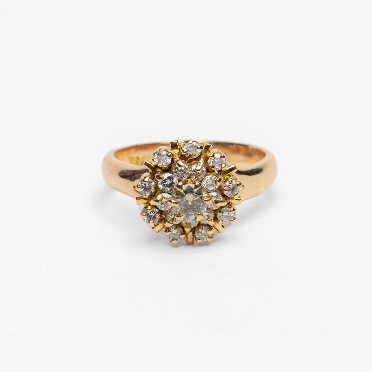 Anillo Cluster Flor en Oro Amarillo - J24K