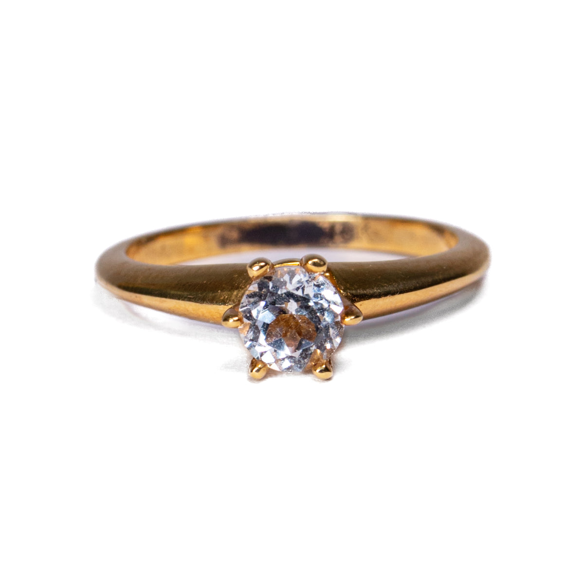 Anillo Solitario 6 Garras en Oro Amarillo - Modelo 2 - J24K