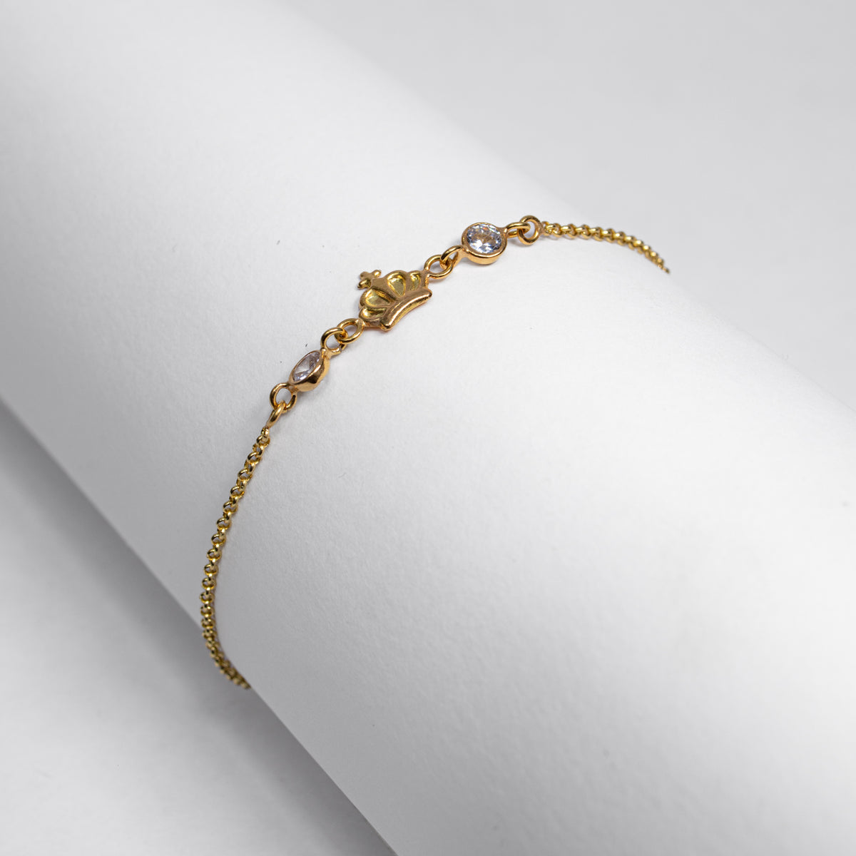 Pulsera Coronita en Oro Amarillo - J24K
