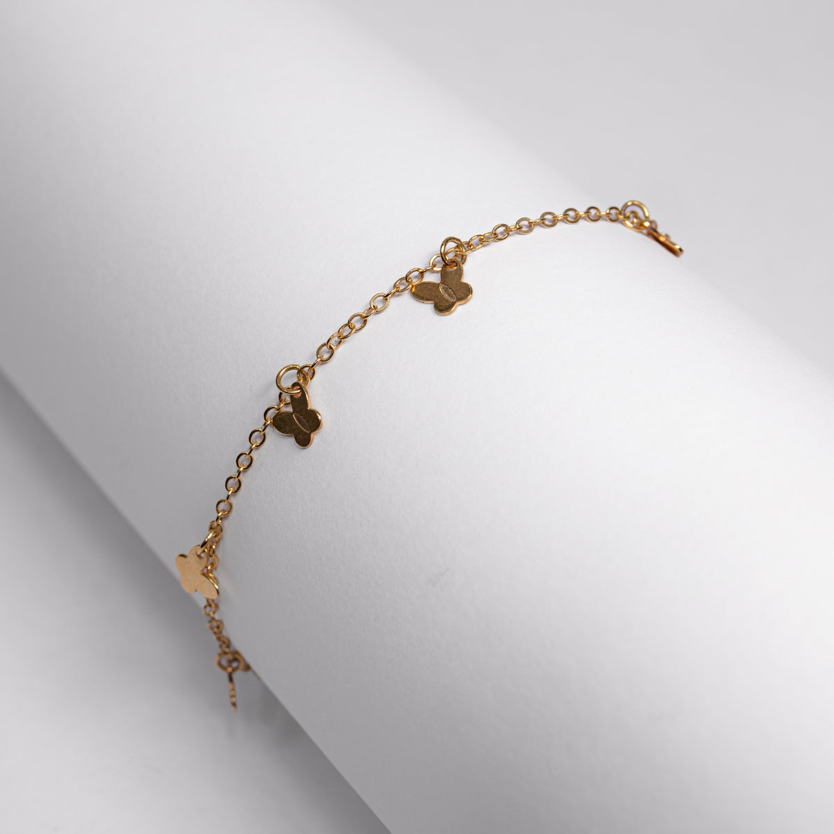 Pulsera Mariposas en Oro Amarillo - J24K